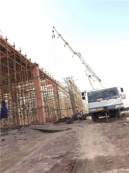 清丰县吊车作业的安全注意事项有哪些？