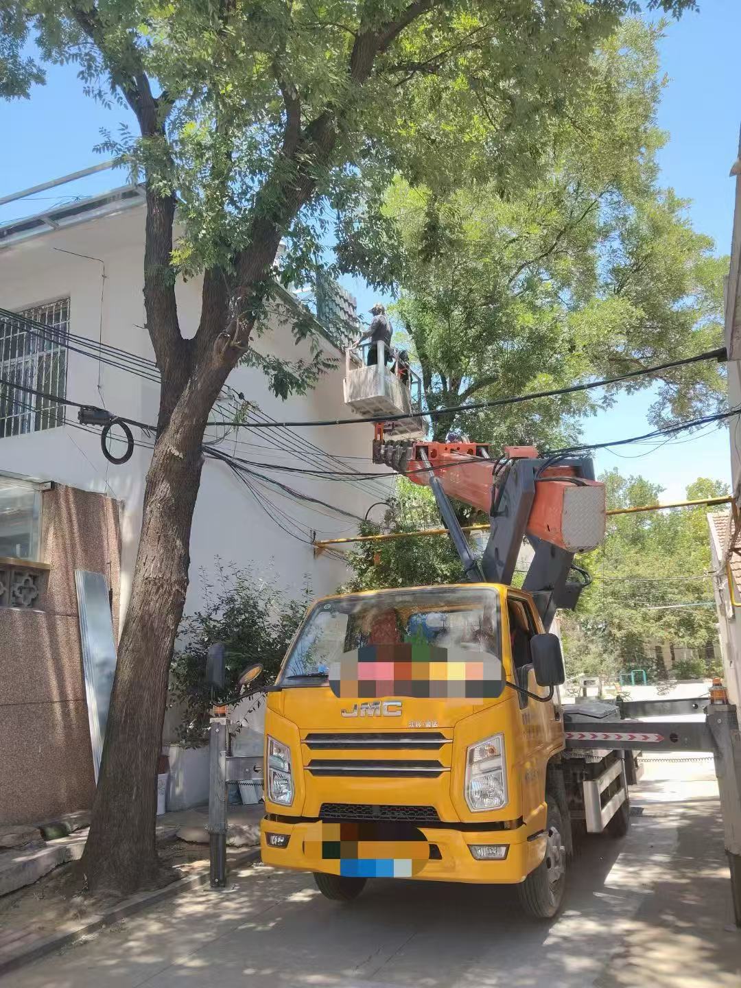 清丰县高空作业车能吊装重物吗？最大承载多少公斤？